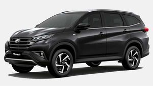 இந்தியாவை கலக்க வருகிறது டொயோட்டாவின் 2 பிரம்மாண்ட கார்கள்... விலை தெரிந்தால் ஆச்சரியம் உறுதி...