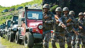 மெய் சிலிர்க்க வைத்த கேரள இளைஞர்களின் தேசப்பற்று... இந்திய ராணுவத்திற்காக அவர்கள் செய்தது இதுதான்...