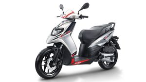 கூடுதல் பாதுகாப்புடன் மேம்படுத்தப்பட்ட ஏப்ரிலியா, வெஸ்பா ஸ்கூட்டர்கள்!