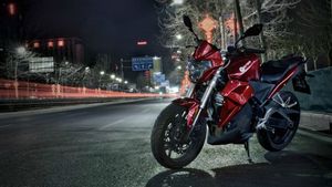 எலெக்ட்ரிக் பைக்குகளை இந்தியாவில் களமிறக்கும் எவோக் நிறுவனம்!