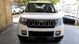 டீலர்ஷிப்களுக்கு வர தொடங்கிய புதிய மஹிந்திரா கார் இதுதான்... வெகு விரைவில் விற்பனைக்கு அறிமுகம்...