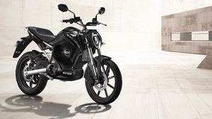 புதிய ரிவோல்ட் ஆர்வி400 எலெக்ட்ரிக் பைக்கின் அறிமுக தேதி உறுதியானது!