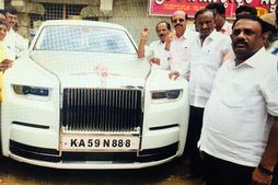 ரூ.11 கோடியில் கார் வாங்கிய தகுதி நீக்கம் செய்யப்பட்ட எம்எல்ஏ... சென்ற வாரத்தின் டாப்- 10 செய்திகள்!