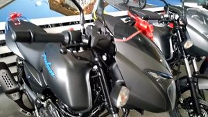 சிறப்பான சம்பவத்திற்கு தயாராகுங்கள்... டீலர்களிடம் காட்சியளிக்க ஆரம்பித்துவிட்டது புதிய பல்சர்....