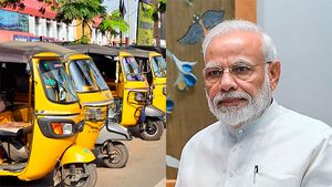 மோடி அரசுக்கு எதிராக ஒன்று திரளும் ஆட்டோ ஓட்டுநர்கள்... எதற்கு தெரியுமா...?