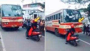 தவறான பாதையில் வேகமாக வந்த அரசு பேருந்து... துணிச்சலாக எதிரில் நின்ற பெண்... வைரல் வீடியோ!