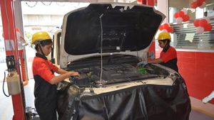 பெண்களுக்கு மட்டுமே இங்கு அனுமதி... இந்தியாவின் முதல் பெண்கள் தொழிற்சாலையை உருவாக்கிய மஹிந்திரா...