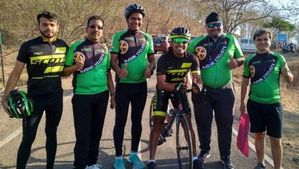 காஷ்மீர் டூ கன்னியாகுமரி : சைக்கிளில் செல்ல இத்தனை நாட்கள் தானா..? புதிய கின்னஸ் சாதனை படைத்த இளைஞர