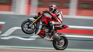 ஐக்மா கண்காட்சியில் டுகாட்டி ஸ்ட்ரீட்ஃபைட்டர் வி4 பைக்கிற்கு கிடைத்த கௌரவம்...