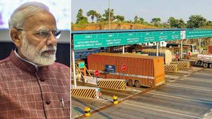 டோல்கேட்களில் இதை செய்தால் 2 மடங்கு கட்டணம்... மத்திய அரசின் அதிரடியால் வாகன ஓட்டிகள் கலக்கம்...