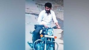 போலீஸை ஏமாற்ற இளைஞர் செய்த தந்திரம்... ஆனா, இப்புடி மாட்டிக்கிட்டியே குமாரு...