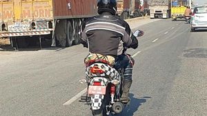 புதிய டிசைன், புதிய எஞ்ஜின்... முதல் முறை கேமிராவின் கண்களில் சிக்கிய புத்தம் புதிய ஹீரோ கிளாமர்...