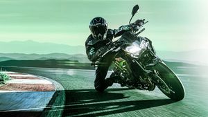 கவாஸாகி இசட்900 பிஎஸ்-4 லிமிடேட் எடிசன் மாடல் விற்பனைக்கு அறிமுகம்!