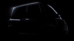 குவாட்ரி சைக்கிள் ரகத்தில் மஹிந்திரா மின்சார கார்... அதிரடியான மாடலின் டீசர் வெளியீடு!