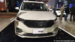 எம்ஜி 360 எம்பிவி கார் ஆட்டோ எக்ஸ்போவில் அறிமுகம்... மாருதி எர்டிகா காருக்கு அடுத்த போட்டி!