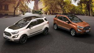 குழந்தைகள்-இளைஞர்கள் விரும்பும் சன்ரூஃப் அம்சத்துடன் கிடைக்கும் குறைந்த விலை கார்கள்.. இதோ பட்டியல்!