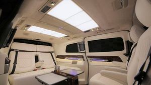 இந்த சொகுசு வசதி போதாது.. லக்சுரி அம்சங்களுக்கு பெயர்போன பென்ஸ் காரையே மாடிஃபை செய்த பிரபல ஹீரோ!