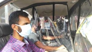 வெறும் 1,500 ரூபாய்தான் செலவு... கொரோனாவை தடுக்க சூப்பர் ஐடியா.. கெத்து காட்டும் கோவை கார் ஓனர்