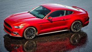 இந்தியாவில் ரூ.1 கோடிக்குள் விற்பனையாகும் டாப்-5 இரு-கதவு ஸ்போர்ட்ஸ் கார்கள் இவைதான்...