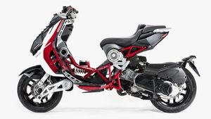 இது என்ன ஏலியன் ஸ்கூட்டரா? யமஹா ஆர்15 பைக்கையே மிஞ்சும் வேகம்... ஆனா, விலைதான் காரை மிஞ்சுகிறது!