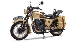 ராயல் எண்ட்பீல்டு கிளாசிக் 350-க்கு போட்டியாக மேஷ் டெஸெர்ட் ஃபோர்ஸ் 400 லிமிடெட் எடிசன்...