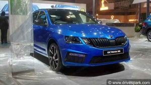 முதல் ஸ்கோடா ஆக்டேவியா ஆர்எஸ்245 கார் இந்தியாவில் டெலிவிரி... அட்டகாசமான புகைப்படம் இதோ...!