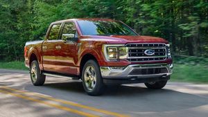 புதிய வி6 ஹைப்ரீட் என்ஜினை பெற்ற 2021 ஃபோர்டு எஃப்-150 ட்ரக்... முழு டேங்கில் 1,126 கிமீ பயணிக்கலாம்