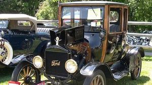 வரலாற்றில் மறக்க முடியாத காந்தியின் கார் பயணமும், கோட்சேயின் கார் பயணமும்...!!