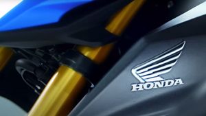 என்எஸ்200, யமஹா எஃப்இசட் பைக்குகளை கதிகலங்க வைக்க வருகிறது ஹோண்டாவின் புதிய 200சிசி பைக்...