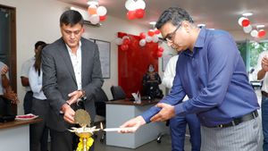 இசூஸு டீலர்களில் மை-டிவிஎஸ் சர்வீஸ் மையம்... அனைத்து பிராண்டு கார்களுக்கும் சர்வீஸ்!