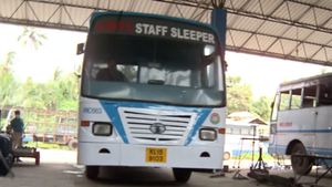 ஊழியர்களுக்காக பேருந்தை உல்லாச கப்பலாக மாற்றிய கேஎஸ்ஆர்டிசி... நடிகர்களின் கேரவனுக்கு இணையான வசதி!