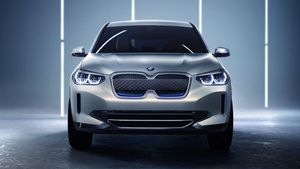 இதெல்லாம் சரியாகும்போது இந்தியாவில் எலெக்ட்ரிக் காரை களமிறக்குவோம்... பிஎம்டபிள்யூ அதிகாரி பேட்டி!