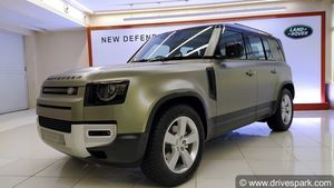 இந்தியாவில் முதல் முறையாக விற்பனைக்கு வந்தது லேண்ட்ரோவர் டிஃபென்டர்... கார் சும்மா நச்சுனு இருக்கு