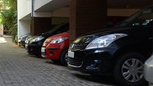 பெங்களூர்வாசிகளே... முதல்ல பார்க்கிங் செய்ய இடம் இருக்கா?... இல்லைனா புது கார் வாங்கறது மறந்துடுங்க!