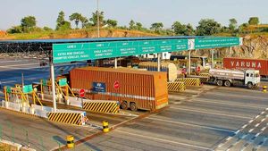 மோசமான நிலையில் மதுரவாயல்- வாலாஜா நெடுஞ்சாலை... 50% மட்டுமே சுங்க கட்டணம் வசூலிக்க நீதிமன்றம் அதிரடி உத்தரவு!