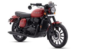 முந்தைய மாடலை விட அட்டகாசமான அலங்கரிப்பில் 2021 ஜாவா ஃபார்டி டூ... இந்தியாவில் விற்பனைக்கு அறிமுகம்...