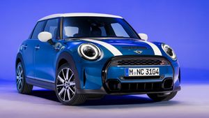 ஐரோப்பாவிற்கான 2021 மினி 5-கதவு ஹேட்ச்பேக் கார் வெளியீடு!! இந்தியா பக்கம் வர வாய்ப்பிருக்கா?