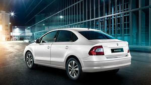 சிஎன்ஜி வெர்சனில் தயாராகும் ஸ்கோடா ரேபிட் செடான் கார்!! சோதனையில் இருப்பதாக தகவல்!