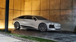 பெட்ரோல், டீசல் வாகன தயாரிப்பை 'கை' விட தயாராகும் பிரபல நிறுவனம்... என்ன சொல்றீங்க! உறைந்து நிற்கும் மக்கள்!