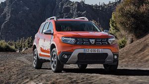 டேஸியா டஸ்ட்டர் ஃபேஸ்லிஃப்ட் எஸ்யூவி வெளியீடு: இந்தியாவுக்கு கொண்டு வருமா ரெனோ?