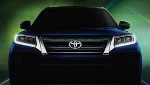 காரை இப்போ வாங்கிக்கோங்க, காசை அப்புறமா கொடுங்க... மஹிந்திராவை தொடர்ந்து டொயோட்டா அதிரடி!!