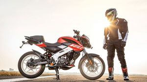 டோமினார் 250-இன் விலையை குறைப்பதுபோல் குறைத்து, என்எஸ் & ஆர்எஸ் பைக்குகளின் விலைகளை உயர்த்தியது பஜாஜ்!!