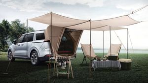 4பேர் மட்டுமே செல்ல கூடிய வாகனமாக உருவாகிய கியா கார்னிவல்! செல்வந்தர்களை குறி வைத்து களமிறங்கும் சொகுசு கார்!