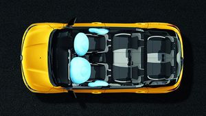 7 இருக்கைகள் வசதி உடன் இந்தியாவில் விற்பனைக்கு கிடைக்கும் கார்கள்... Tata Safari முதல் Mahindra XUV700 வரை!