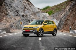 கியா செல்டோஸ், ஹூண்டாய் கிரெட்டாவிற்கு நெருக்கடி... ஃபோக்ஸ்வேகன் டைகுன் காருக்கான முன்பதிவு தொடக்கம்!