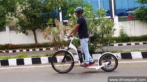 உடற்பயிற்சி, பயணம் இரண்டிற்கும்... டெசால்ட் பிக் வீல் எலெக்ட்ரிக் கிக் ஸ்கூட்டர்... இது 'மேட் இன் தமிழ் நாடு'