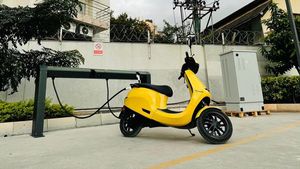 ஓலா எலெக்ட்ரிக் ஸ்கூட்டரில் தங்கு தடையற்ற பயணம்.. முதல் ஹைப்பர்சார்ஜர் நிலையம் திறப்பு!