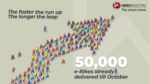 வெறும் 7 மாதங்களில் 50,000 மக்களை சென்றடைந்திருக்கும் ஹீரோ எலக்ட்ரிக்!! டெலிவிரியில் புதிய மைல்கல்