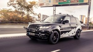 மும்பை நிறுவனத்தின் கை வண்ணத்தில் உருவாகும் டிரைவர் இல்லாமல் இயங்கும் கார்கள்! சின்ன பள்ளத்தைகூட மிஸ் பண்ணாது!