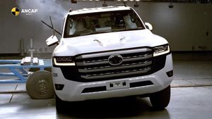 மோதல் சோதனையில் 5 நட்சத்திரங்களை அள்ளிய டொயோட்டா லேண்ட் க்ரூஸர்!! கம்பீரமானது மட்டுமல்ல, பாதுகாப்பானதும் கூட!